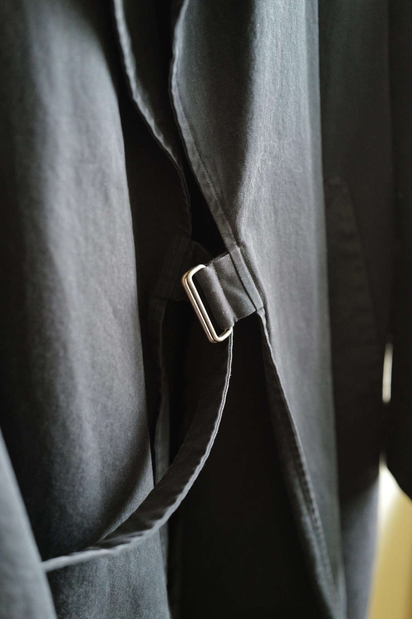 COMOLI Washed Tielocken Coat — 3