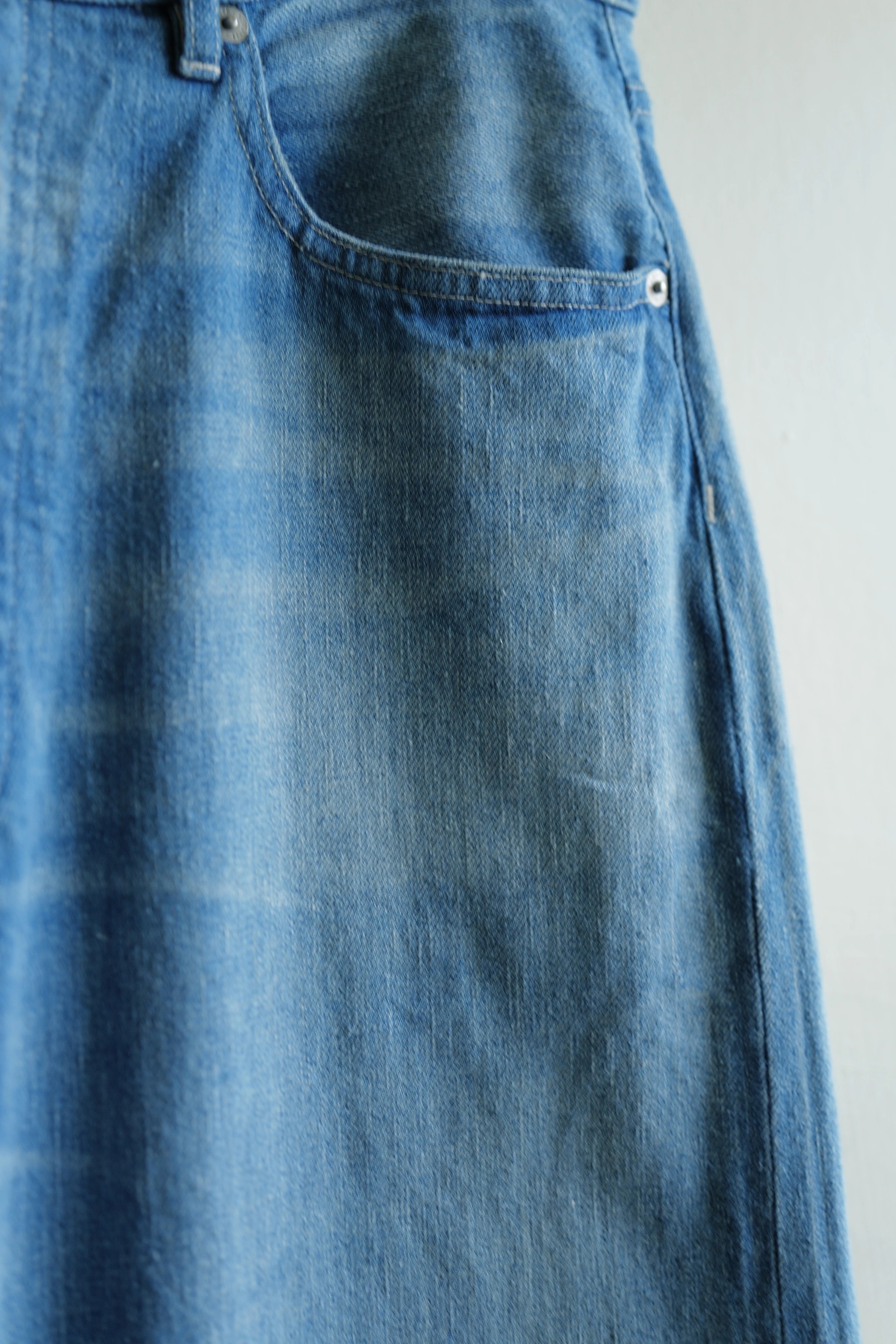 AURALEE Selvedge Faded Light Denim Wide Pants — 4