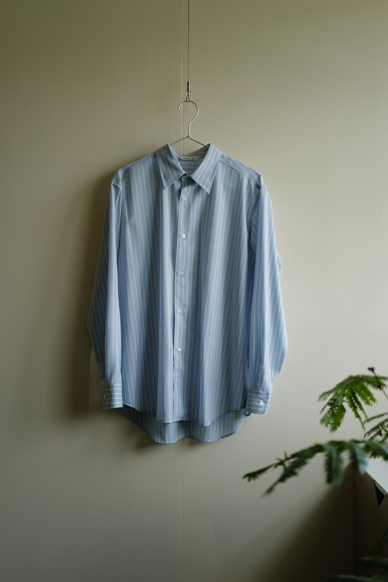 AURALEE SUPER FINE WOOL STRIPE SHIRT