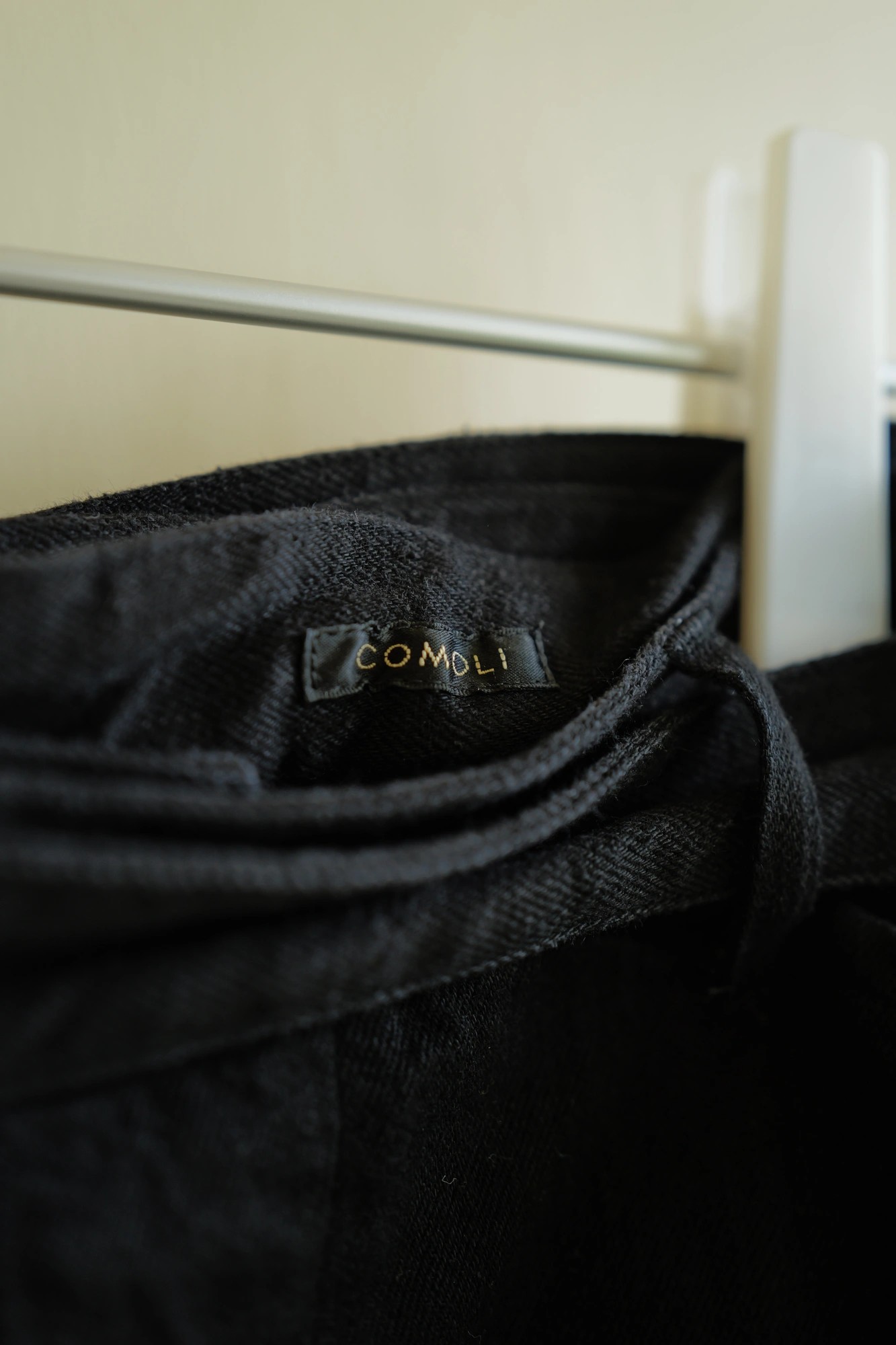 COMOLI Denim Belted Pants — 2