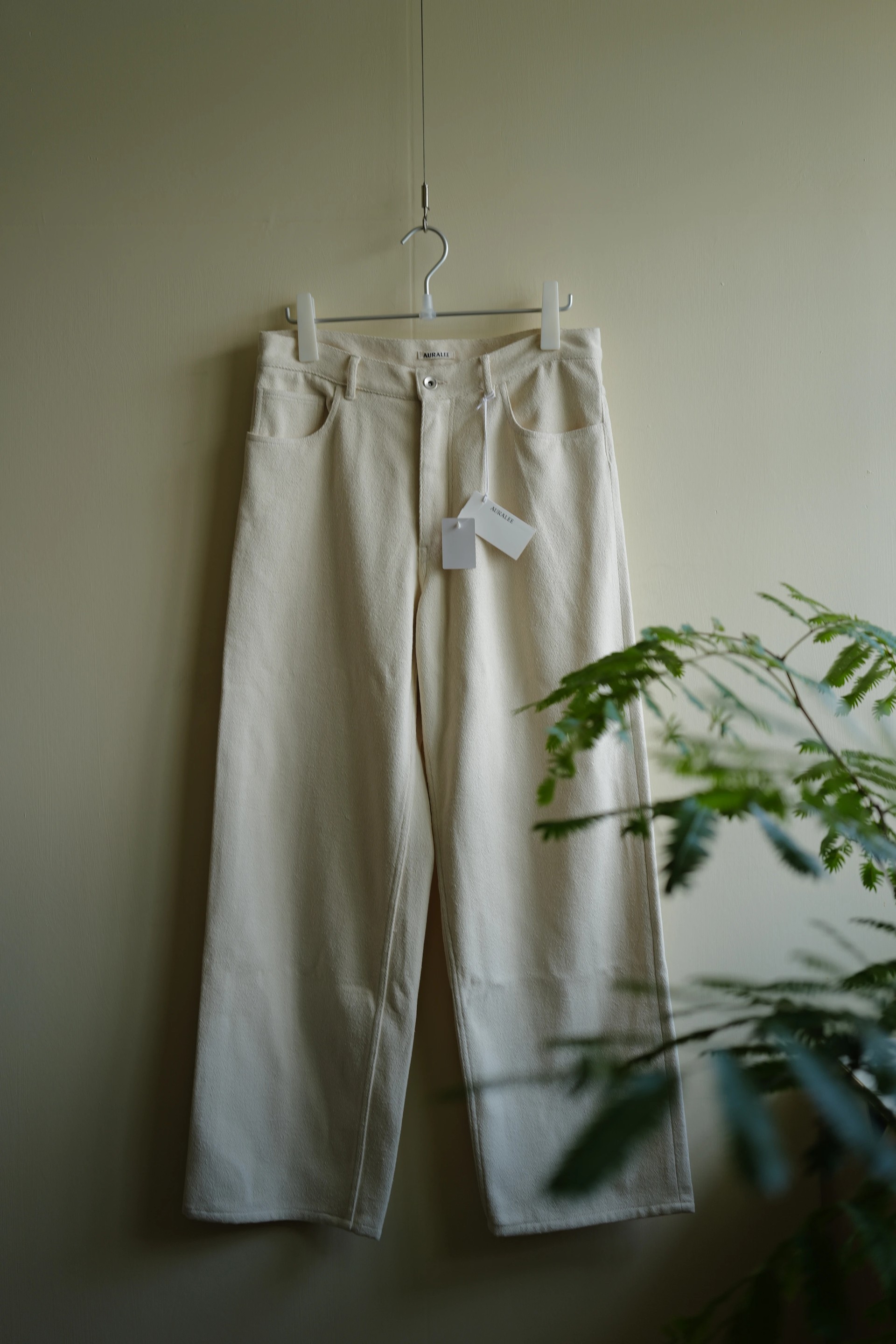 AURALEE Silk Nep Denim 5P Wide Pants — 1