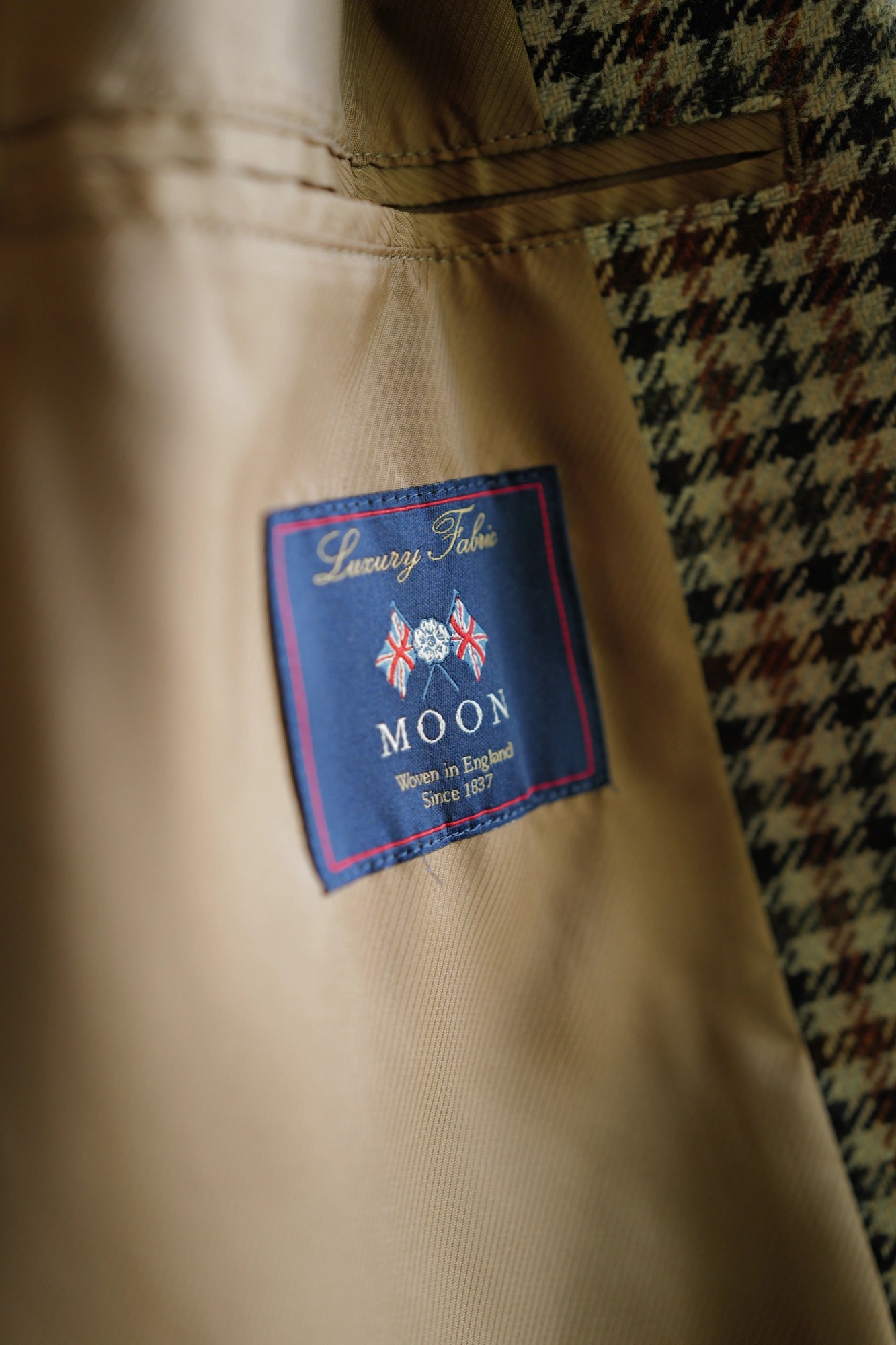 MACKINTOSH PHILOSOPHY Wool Check Short Raglan Outer Tweed Jacket — 3